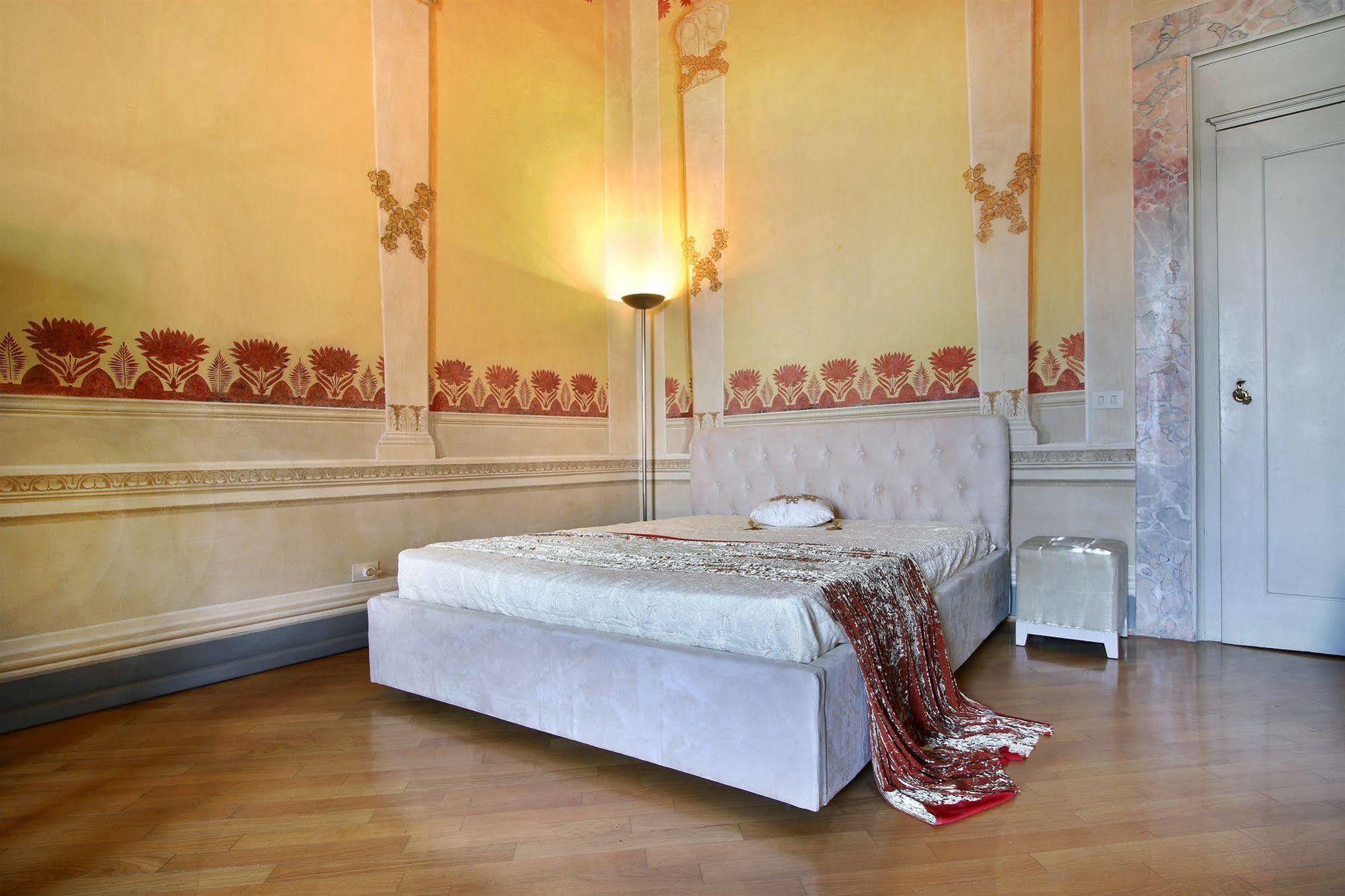 Palazzo Tolomei - Residenza D'Epoca Флоренція Екстер'єр фото